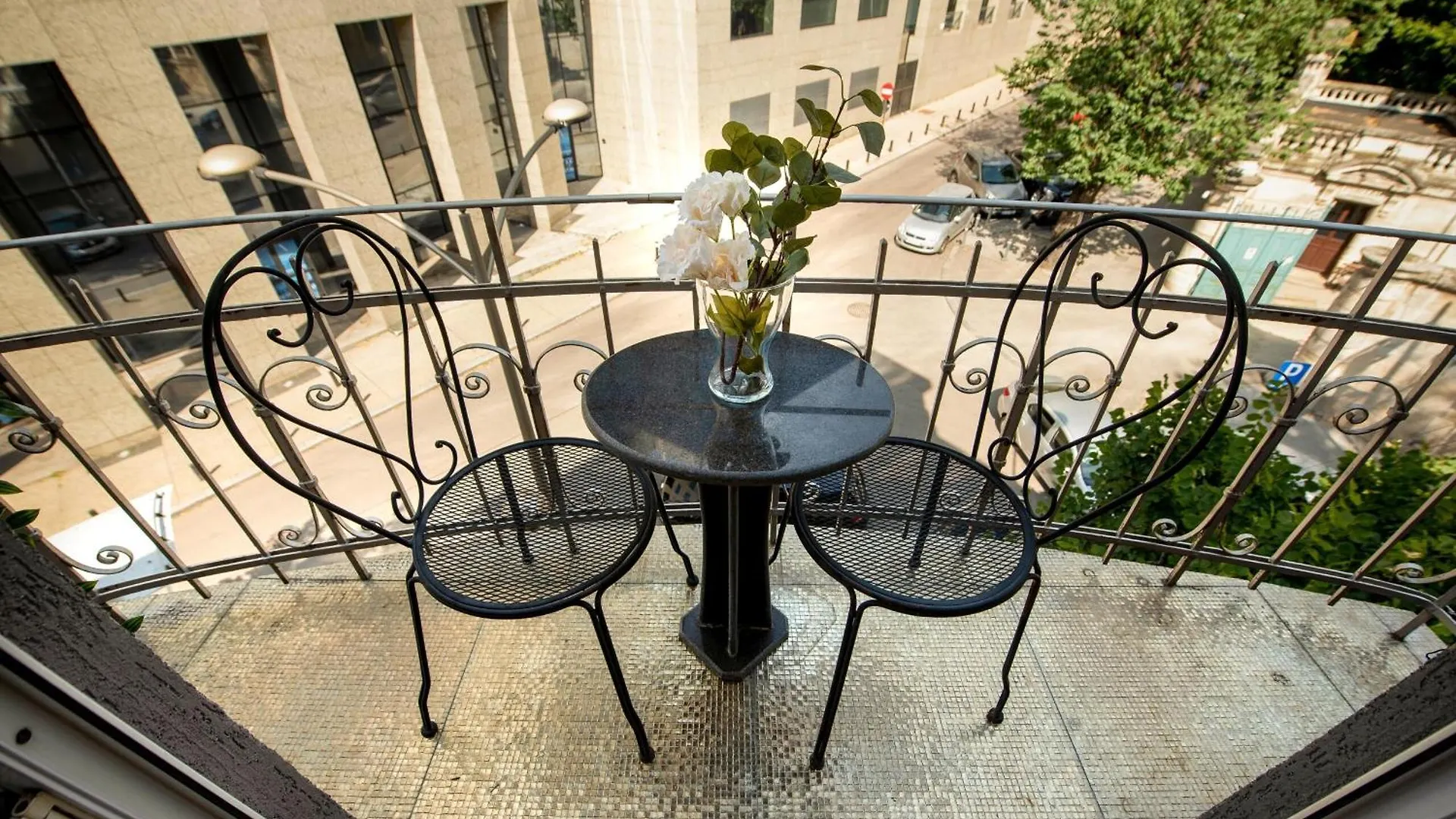 Centrally Located 2Br Apartment With Balcony & Unique Design 부쿠레슈티 0*,