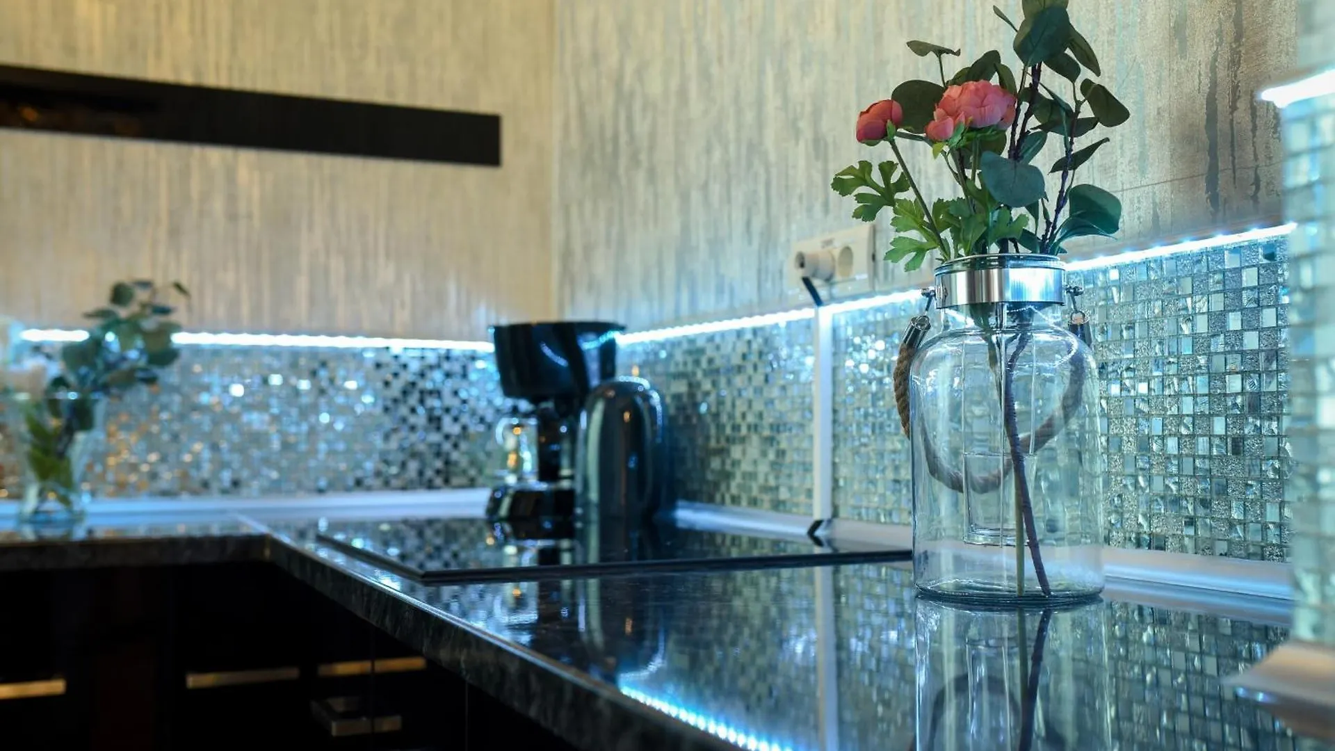Centrally Located 2Br Apartment With Balcony & Unique Design Boekarest