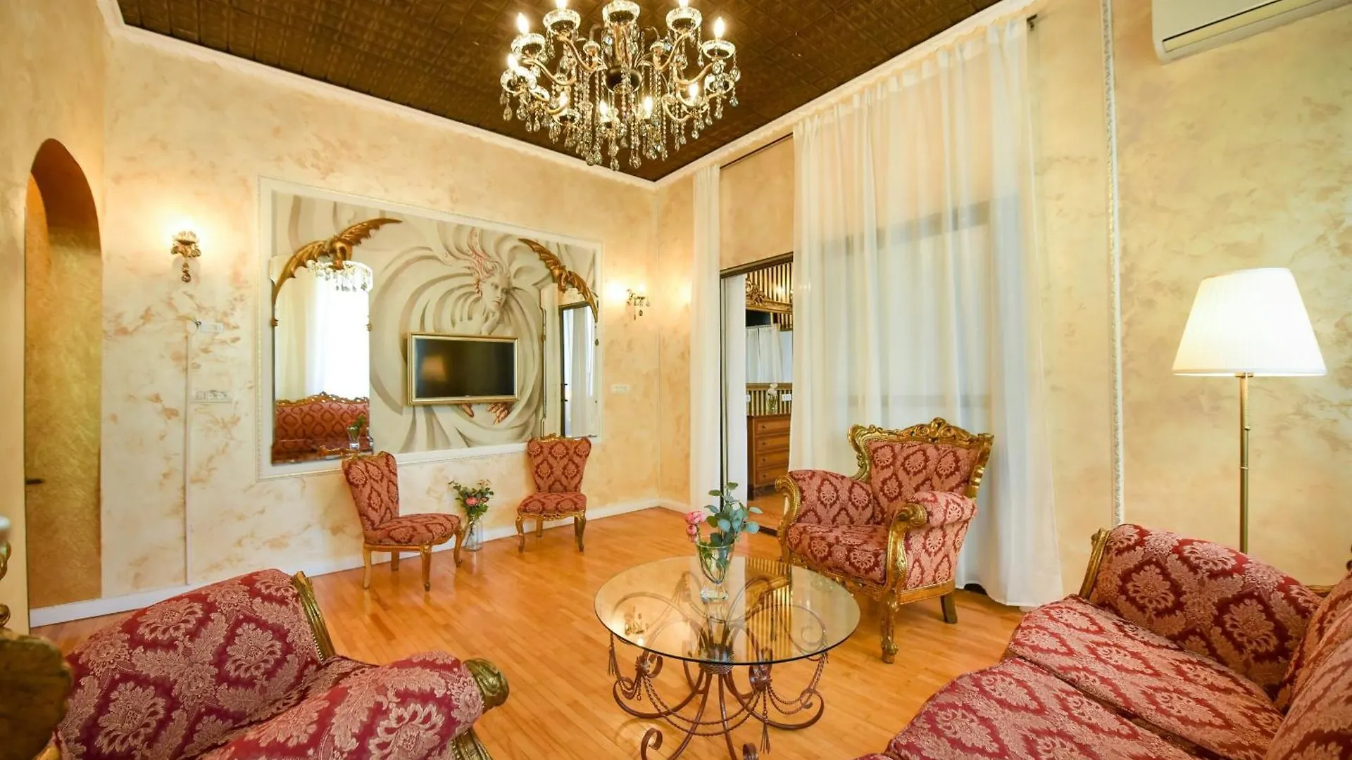 Centrally Located 2Br Apartment With Balcony & Unique Design Boekarest Roemenië