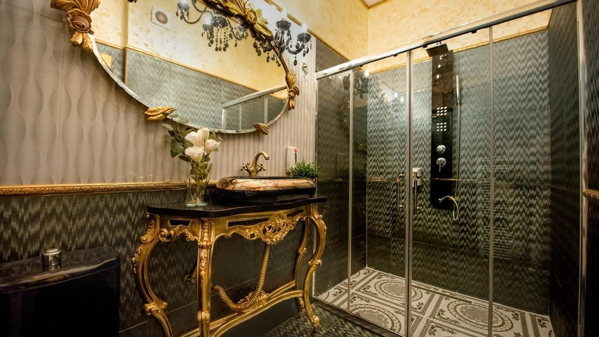 Centrally Located 2Br Apartment With Balcony & Unique Design Boekarest